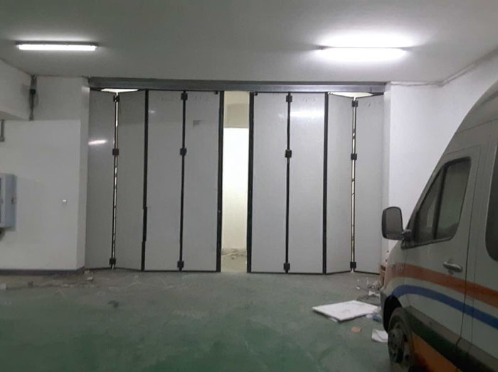 Automatic Horizontal Folding Door