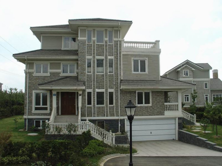 Sectional Garage Gate