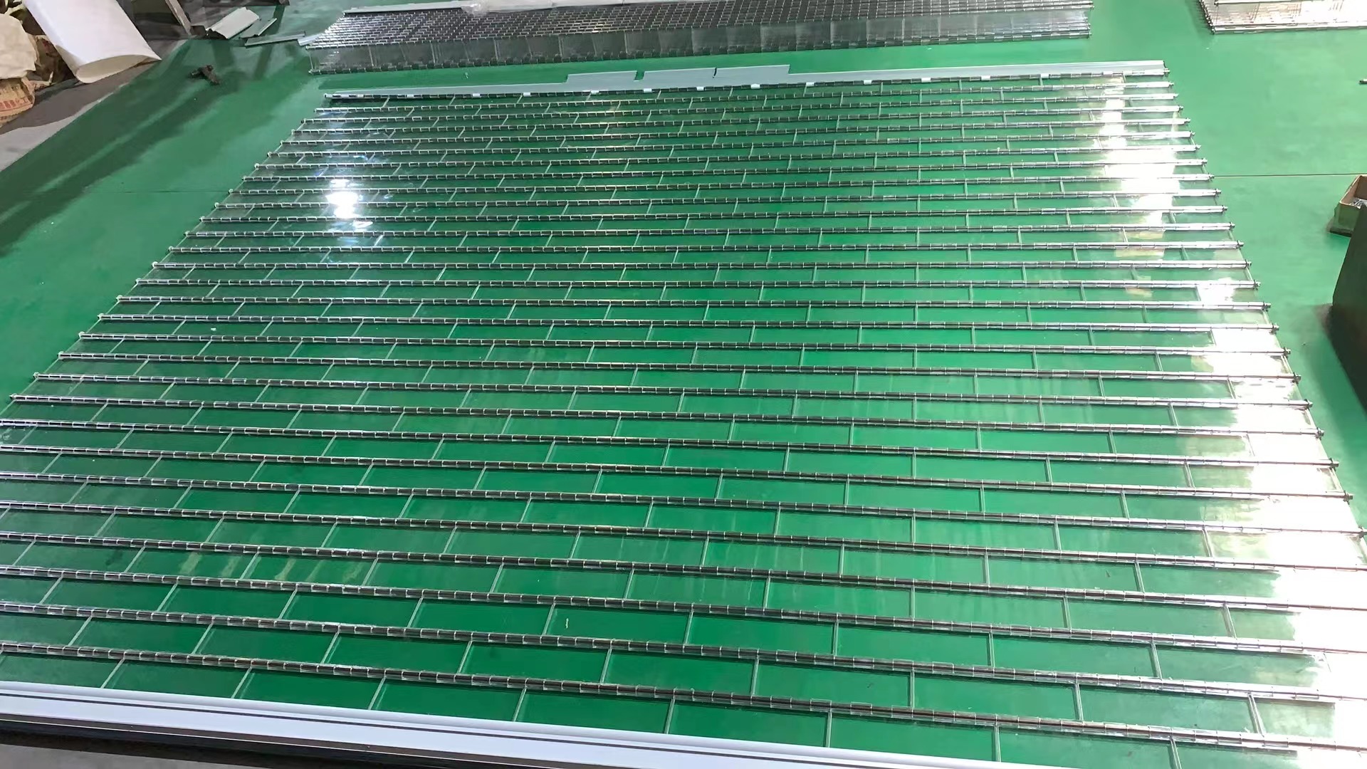 Clear Polycarbonate Roller Door door panel option 3